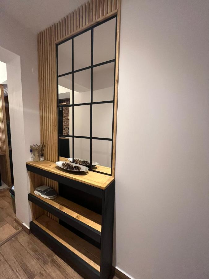 Wood Studio ซินายา ภายนอก รูปภาพ