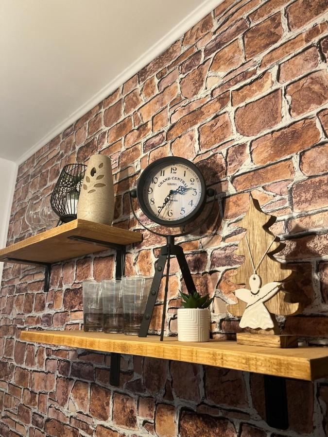 Wood Studio ซินายา ภายนอก รูปภาพ